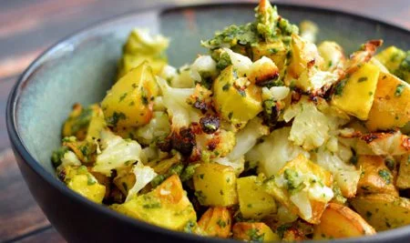 سالاد گل کلم و سیب زمینی